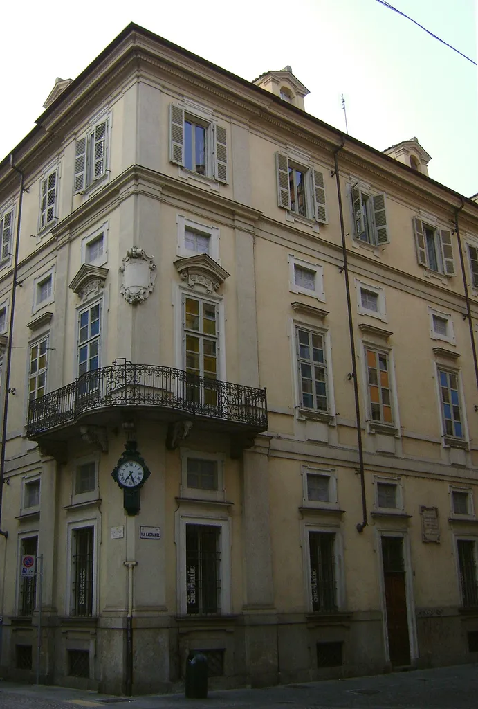 Palazzo Cavour