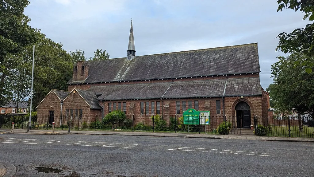 St. Matthew and St. Luke's Church (church in Darlington, County Durham)