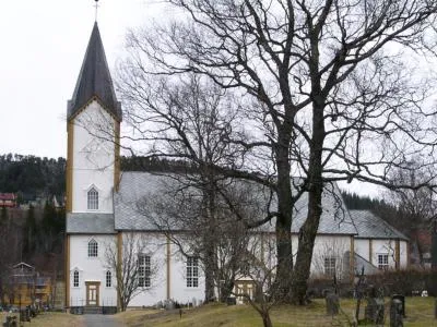 Åfjord kirke fra sør