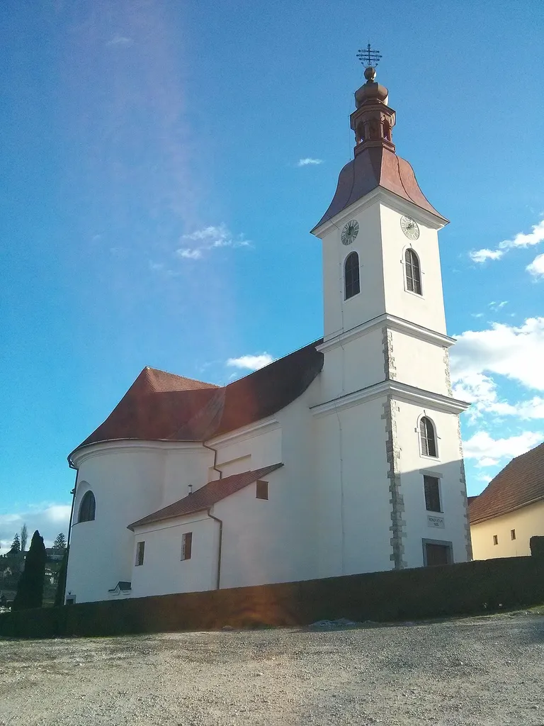 Cerkev v Sentilju