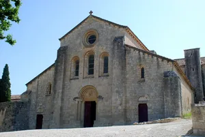 abbatiale de l'abbaye cistercienne Notre-Dame de Sylvacane