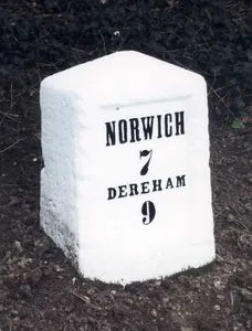 Milestone, opp. entrance to St Andrew's church