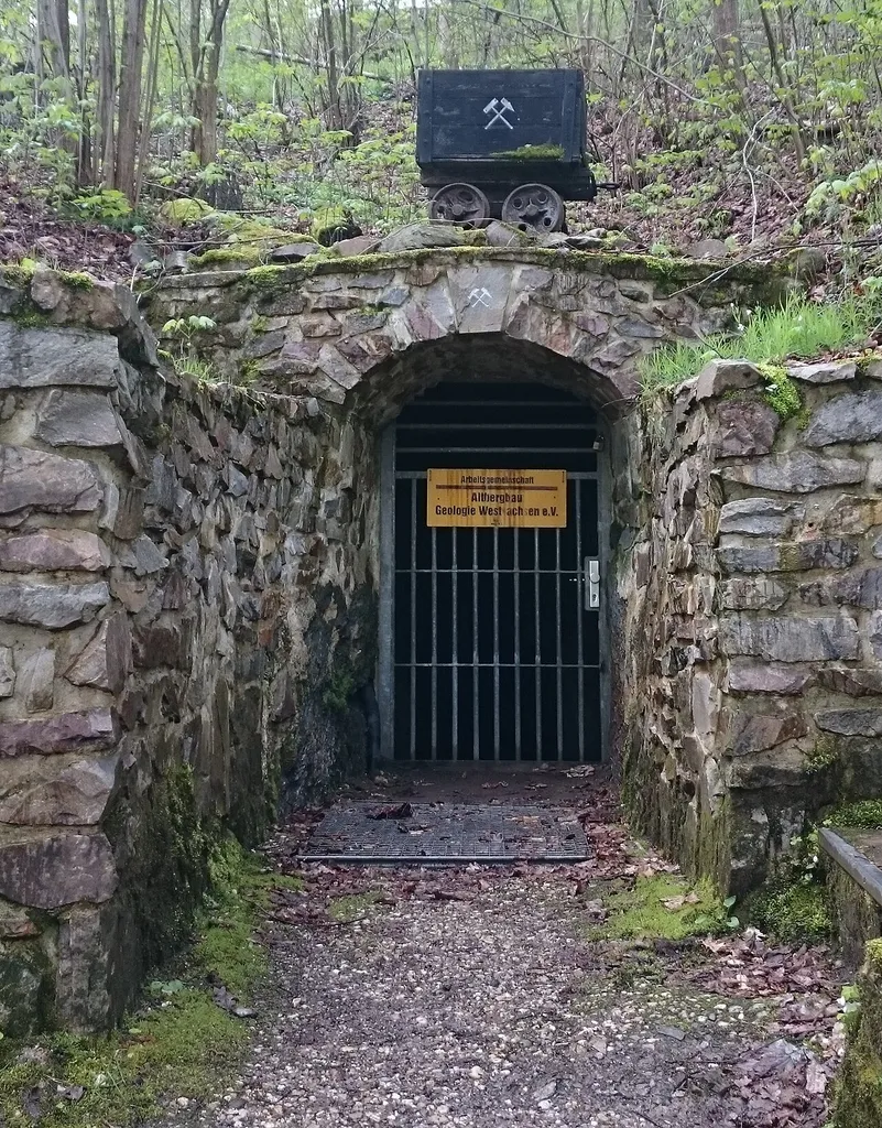 Eingang zum Besucherbergwerk St. Anna in Wolkenburg-Kaufungen