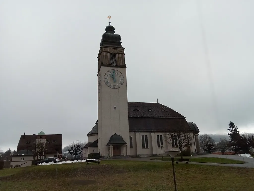 Die Evangelische Kirche im St. Galler Heiligkreuzquartier von Norden gesehen