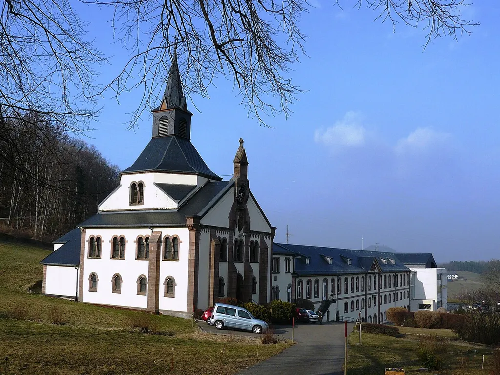 Ancienne abbaye de Pairis transformée aujourd'hui en hospice