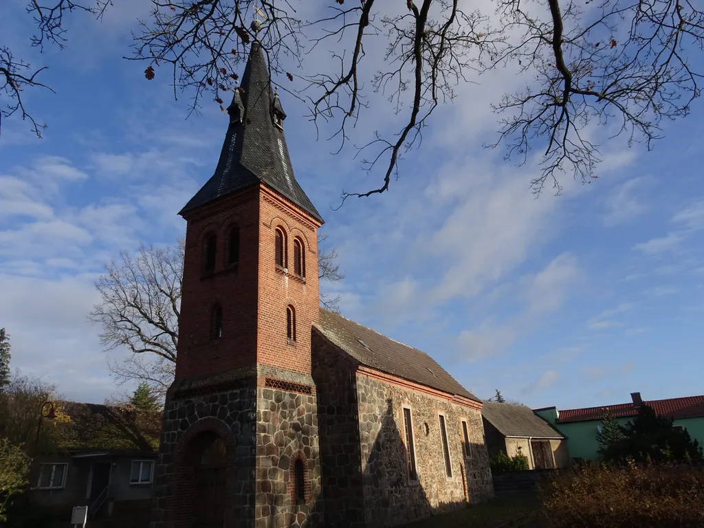 Dorfkirche Klepzig, Blick von Südwesten