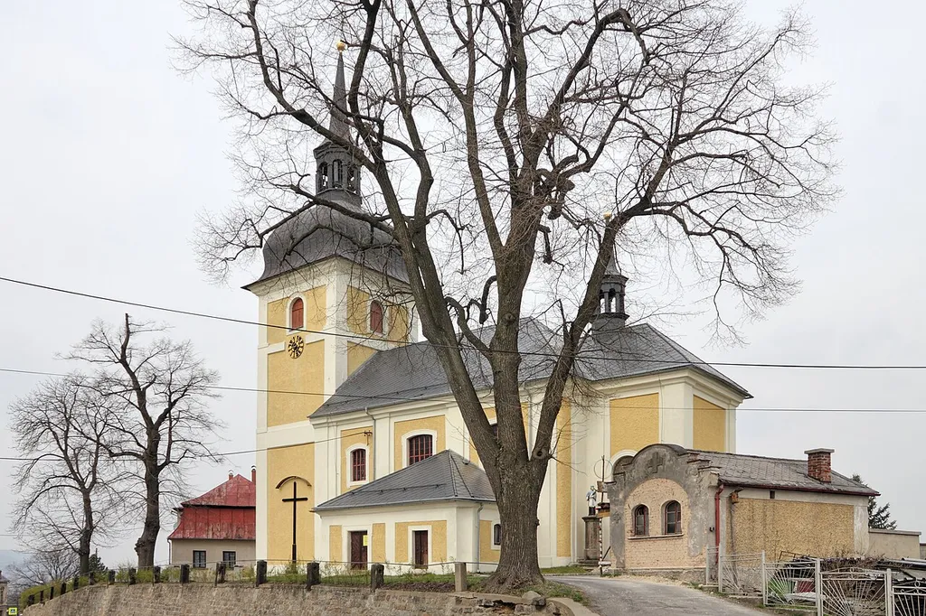 Kostel sv. Vavřince v Dlouhém Mostě, okres Liberec