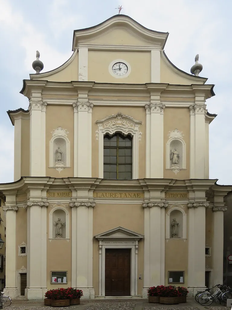 Chiesa di Loreto - Facciata