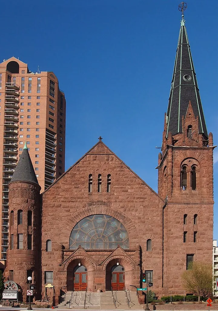 Central Presbyterian Church, St. Paul, Minnesota, USA This is an image of a place or building that is listed on the National Register of Historic Places in the United States of America. Its reference number is 83000926 (Wikidata).