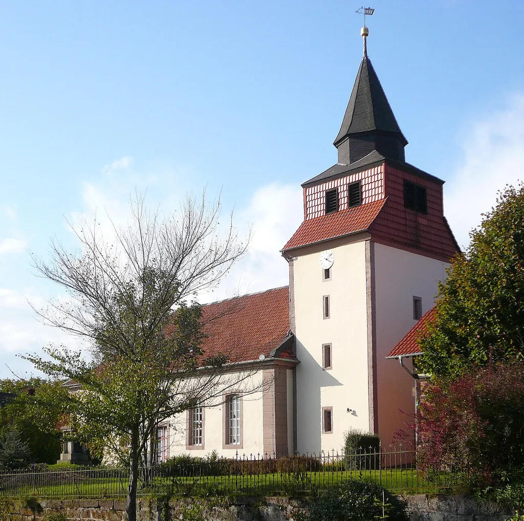 Ev.-ref. Kirche in Spanbeck, Flecken Bovenden, Niedersachsen. Turm im Kern mittelalterlich, Kirchensaal dat. 1772, Renovierung 1980–82