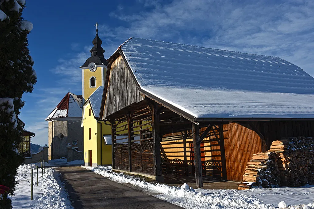 St. Leonhart on the Vrh nad Laškim.