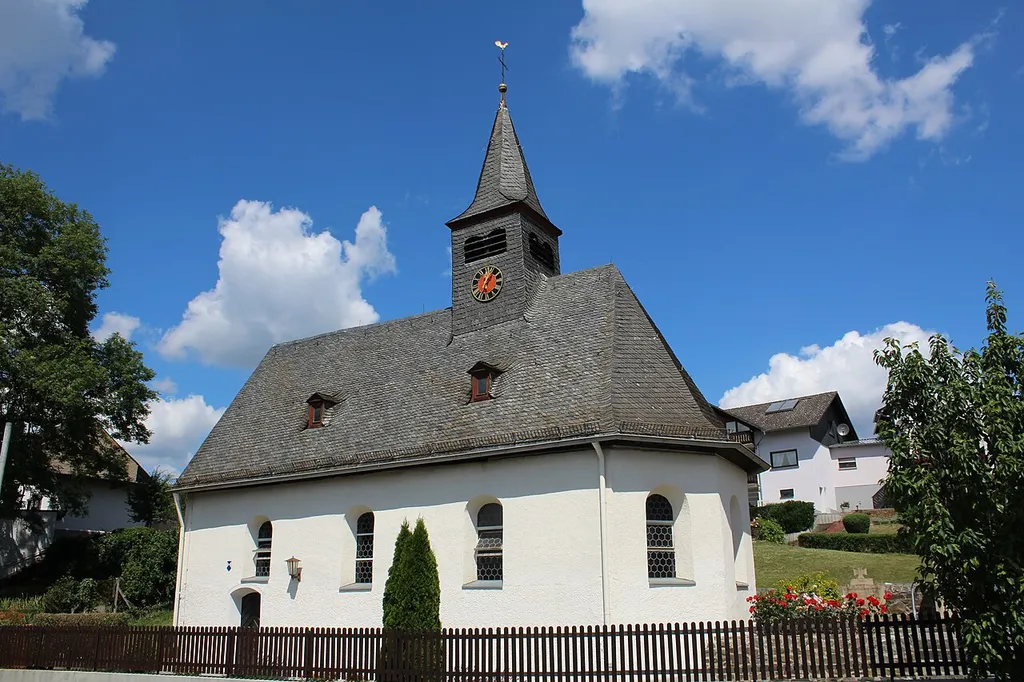 Evangelische Kirche Oberquembach, Gemeinde Schöffengrund, Hessen, Deutschland