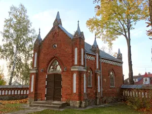 Gruzdžiai churchyard chapel