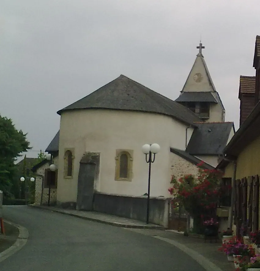 Église de Momy