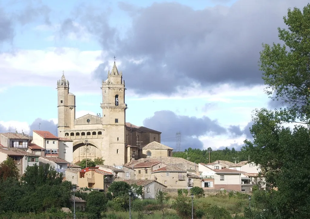 View and church of Elciego, Álava (Spain)
