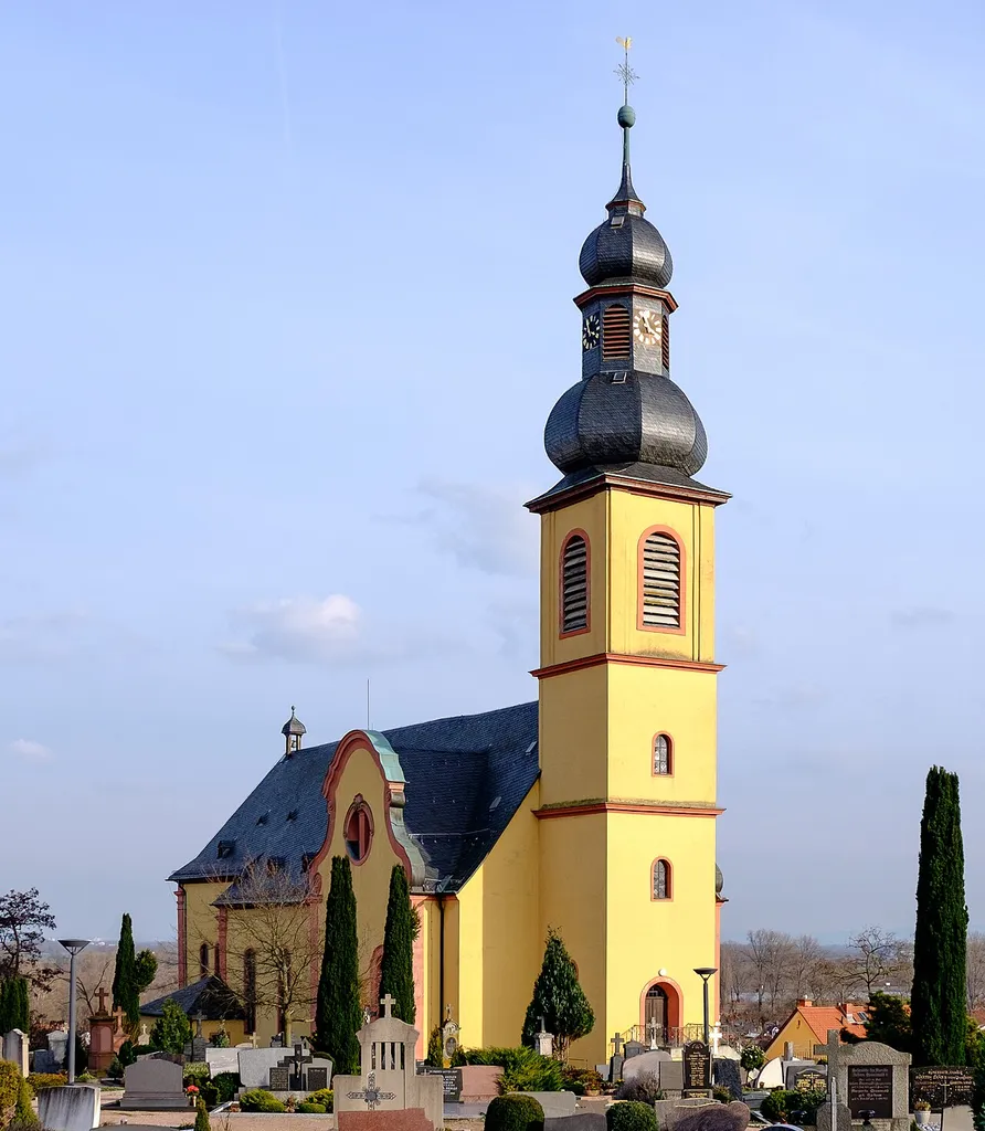Katholische Pfarrkirche St. Gereon in Nackenheim