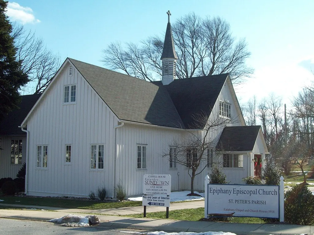 Epiphany Chapel and Church House, December 2009