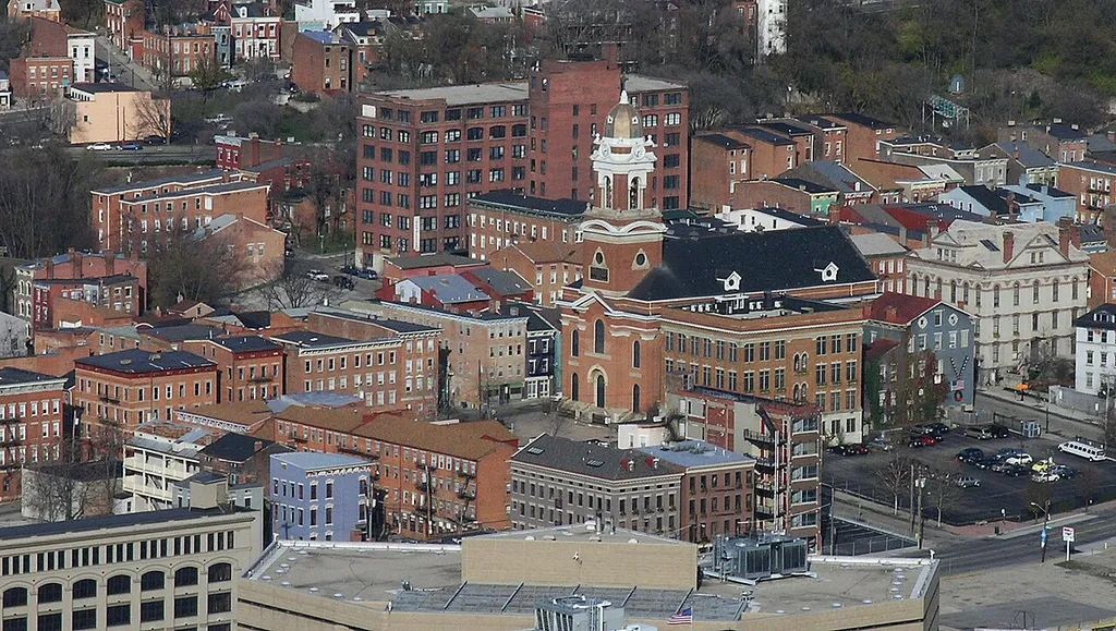 St. Paul Historic district bounded by Pendleton, 12th and Spring Streets. Photo by Greg Hume