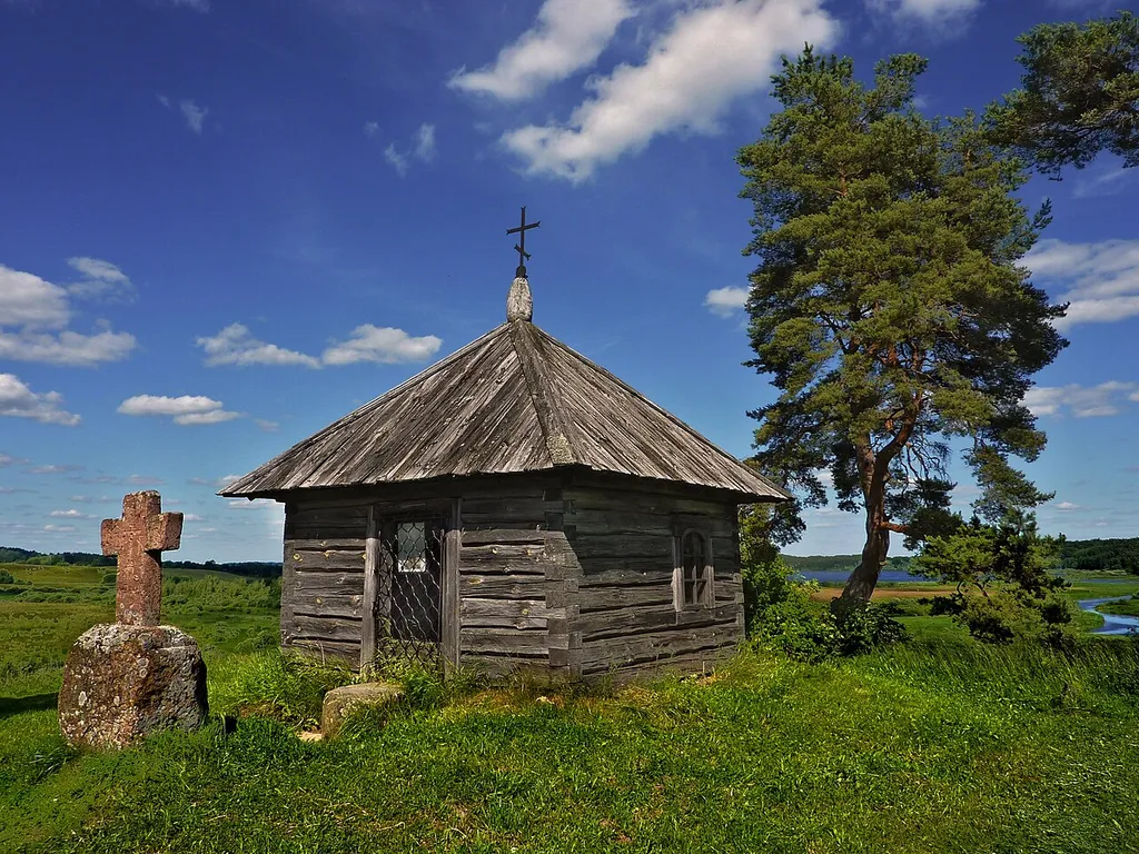 Mound "Savkina Gora". 4 km from the confluence of the river Sorot' to river Velikaya. Savkino, Pushkinogorsky District, Pskov Region, Russia