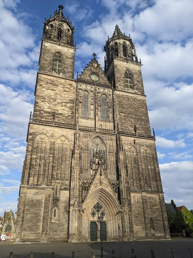 This is a picture of the Saxony-Anhalt Kulturdenkmal (cultural heritage monument) with the ID 09406290 KDSA/09406290(andere) (Wikidata)