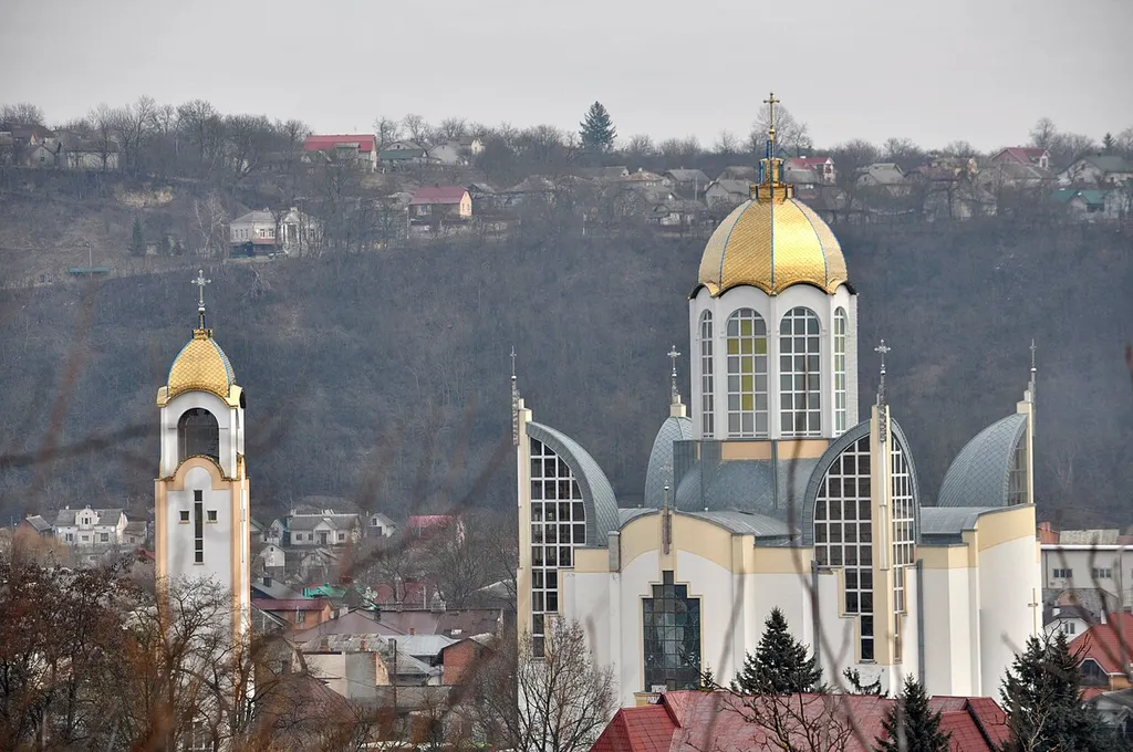 Peter and Paul Cathedral, Chortkiv