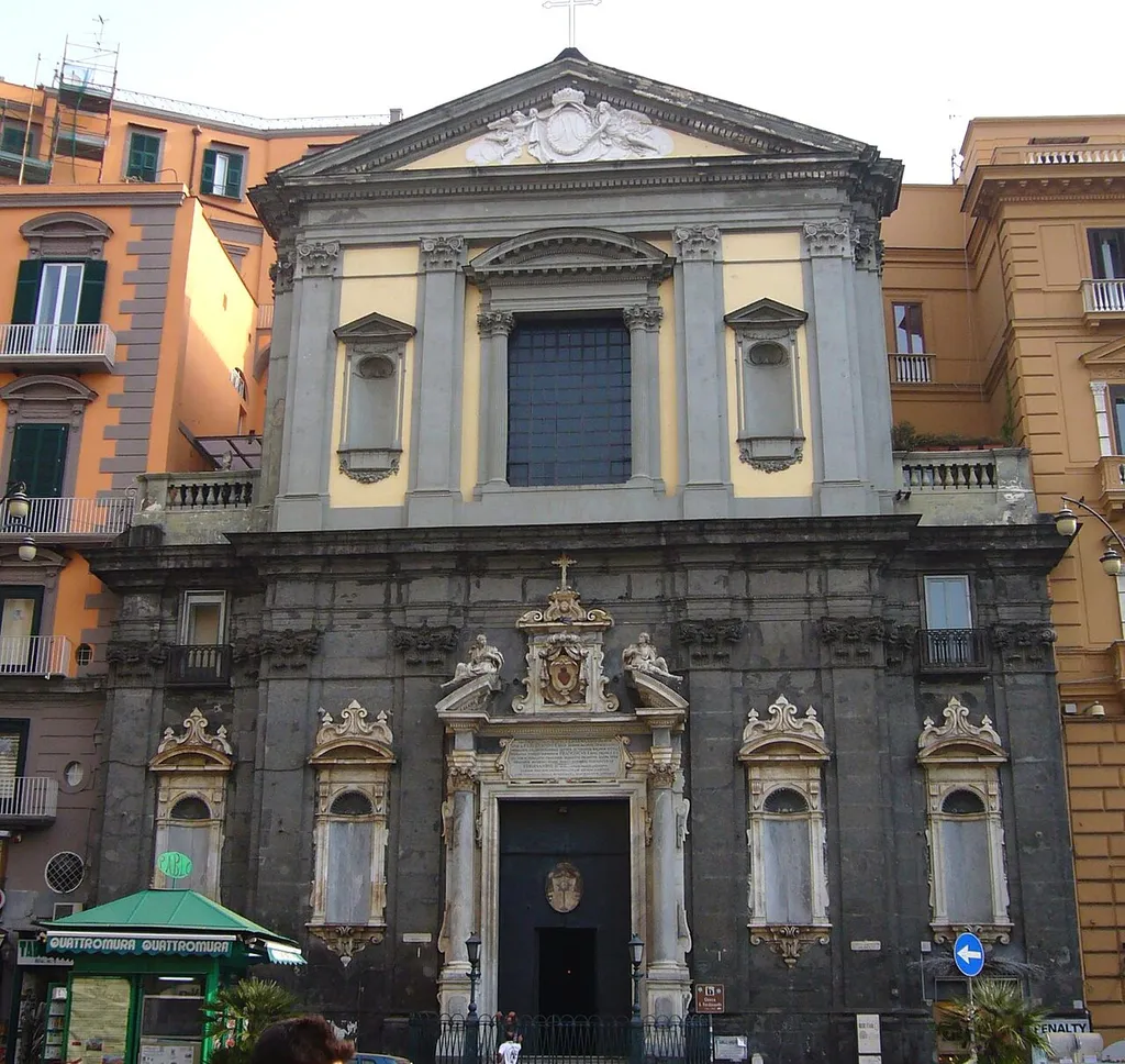 Napoli, San Ferdinando
