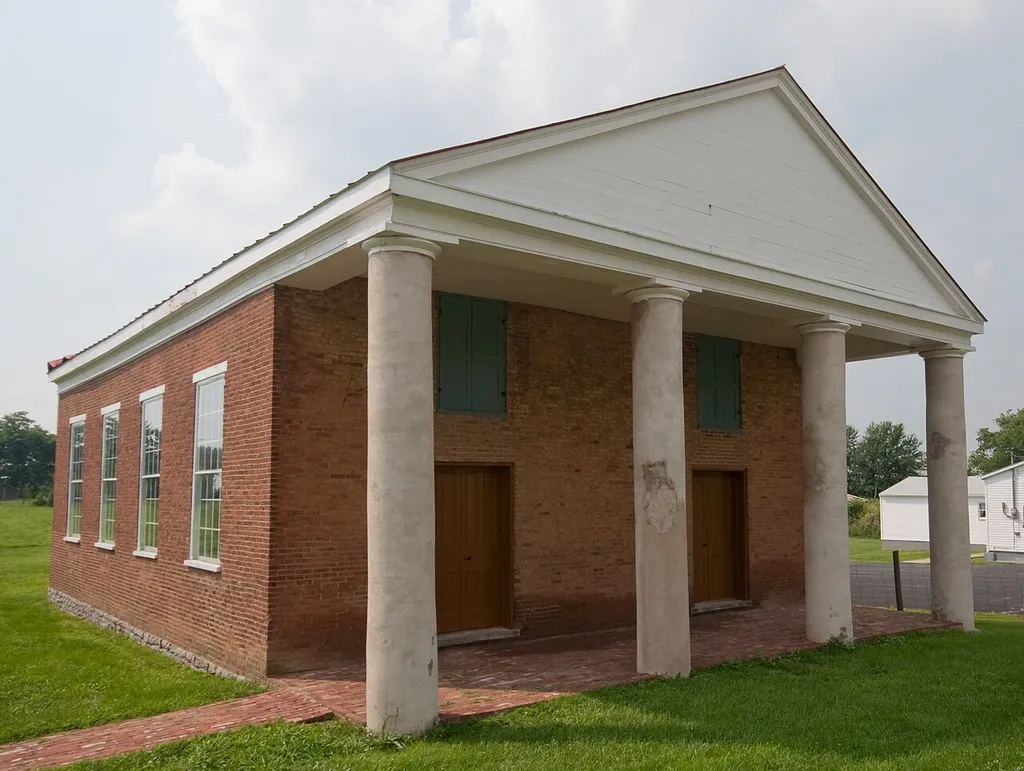 Bracken Baptist Church in Minerva, Ky. Photo by Greg Hume