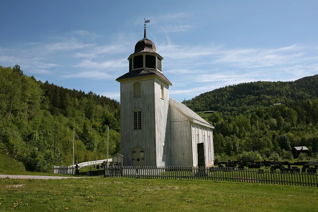 Picture of Hovin kirke (Telemark - Norway)
