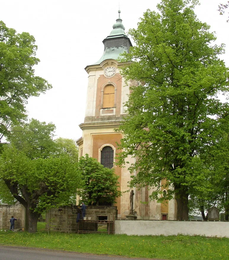 Kostel sv. Jana Nepomuckého - Staré Křečany