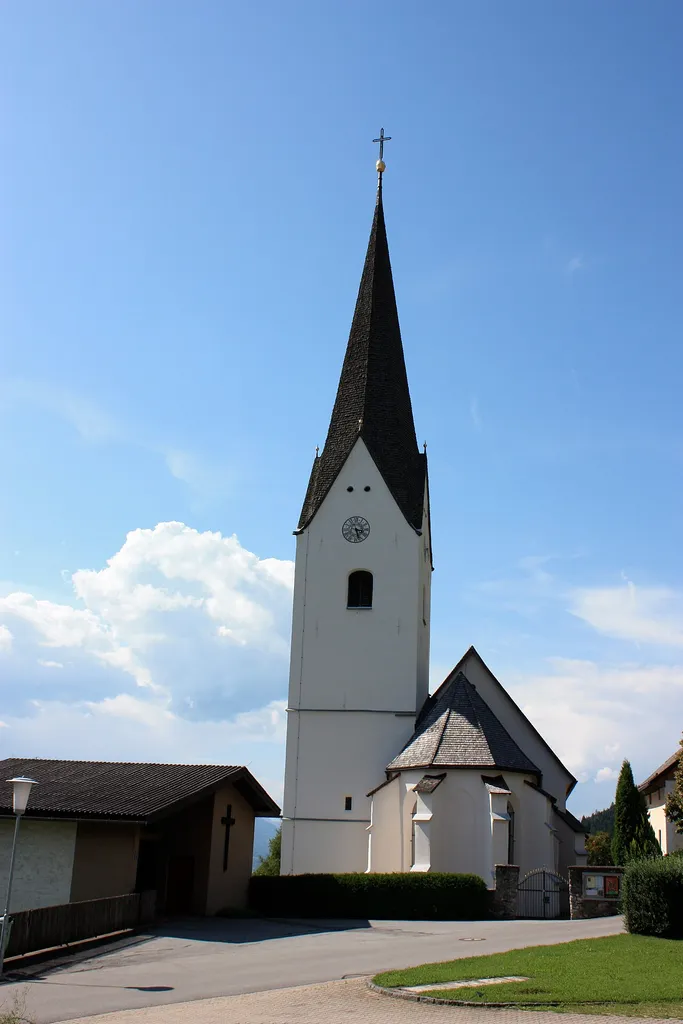 Parish church Saint Leonhard Locality: Weißenstein Community: Weißenstein