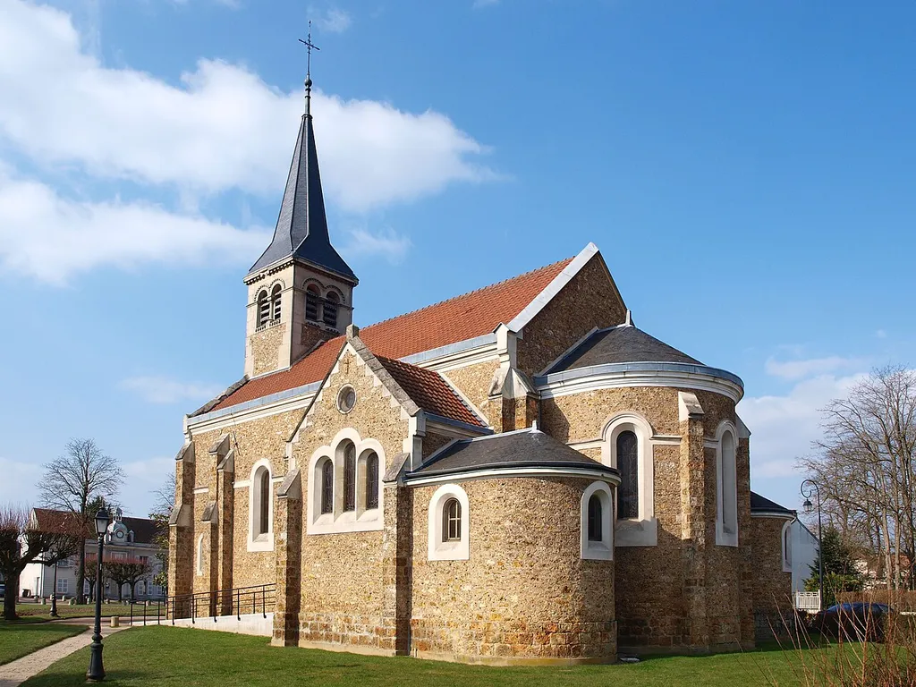 Sainte-Geneviève-des-Bois (Essonne, France) , église catholique Sainte-Geneviève.