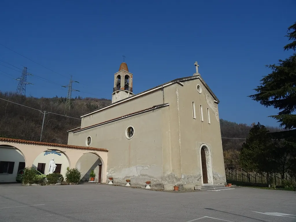 Rivolti (Rivoli Veronese, Veneto, Italy), Saint Michael church