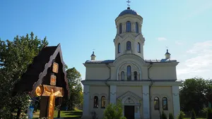 Archangels church in Hirișeni, Telenești