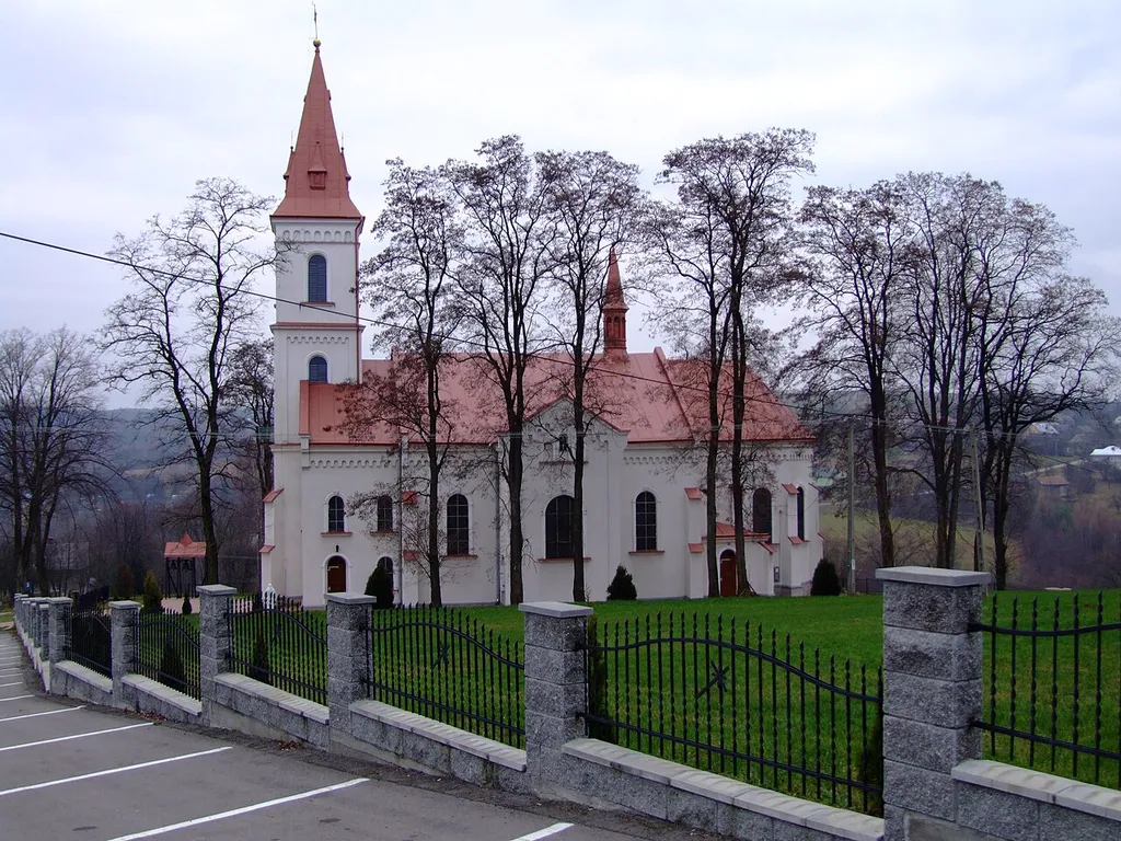 Kościół rzymskokatolicki w Dylągowej pw. św. Zofii, wybudowany w latach 1906-1911.