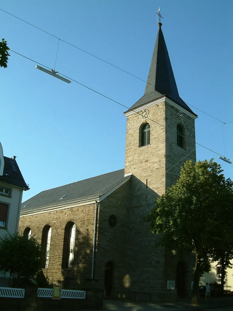 Evangelische Emmauskirche in Wuppertal-Cronenberg