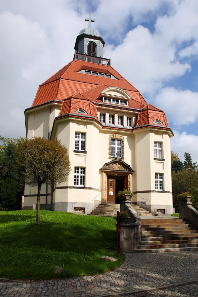 Sächsisches Krankenhaus Arnsdorf, C7 Kirche