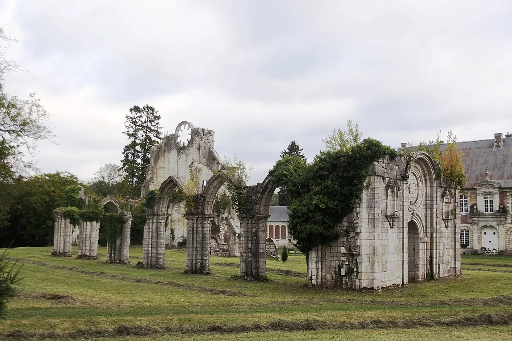 Abbatiale de Blanchefosse, à Blanchefosse-et-Bay (Ardennes, France)