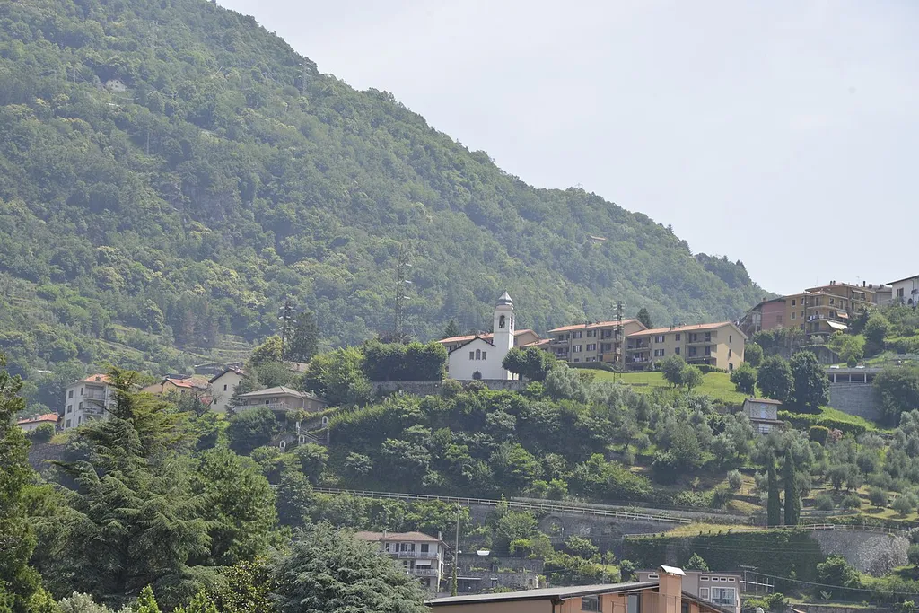Chiesa di S. Andrea a Bellano. This picture was uploaded via web-app "Wiki Loves Monuments Italia".