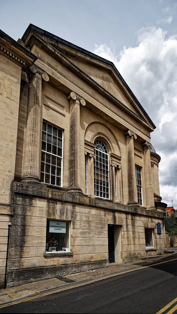 Stroud Congregational Church on Bedford Street in Stroud, Gloucestershire, England.Camera: Canon EOS 6D Mark II with Canon EF 24-105mm F4L IS USM lens.Software: RAW file lens-corrected, optimized and downsized with DxO PhotoLab 4 Elite, and Adobe Photoshop CS2.Default has been sorted to time when taken, to maintain sequence in a large group of allied photos showing progression.