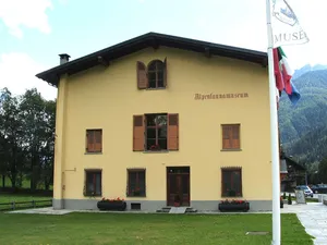 "Beck-Peccoz" Alpine Fauna Regional Museum