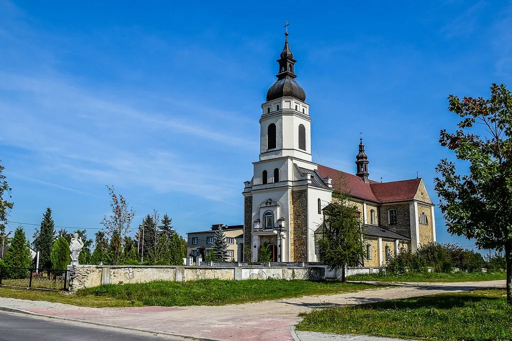 Sady-Kolonia, kościół par. pw. Najświętszego Serca Jezusowego, 1924-1931