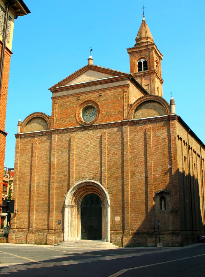 Facciata del Duomo di San Giovanni Battista, Cesena.