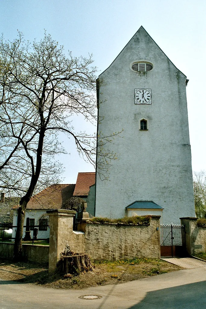 Großzschepa (Lossatal), the village church