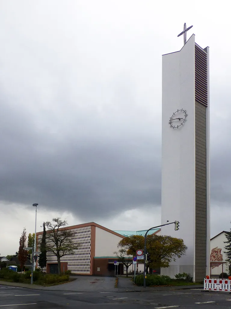 Katholische Heilig-Kreuz-Kirche in der Heimstättensiedlung in Darmstadt