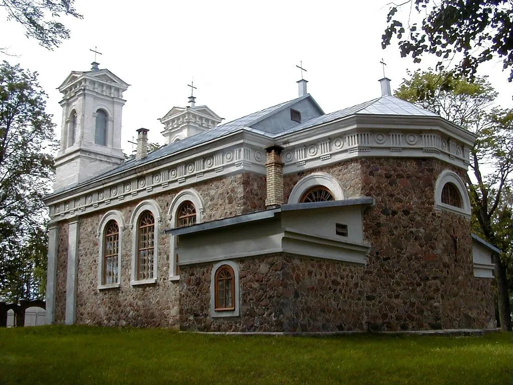 Pušmucovas Jaunavas Marijas pasludināšanas Romas katoļu baznīca, 2000-07-22