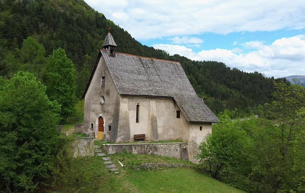 Tuenno (Ville d'Anaunia, Trentino, Italy), Saint Emerentiana church