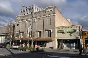 Everett Theater