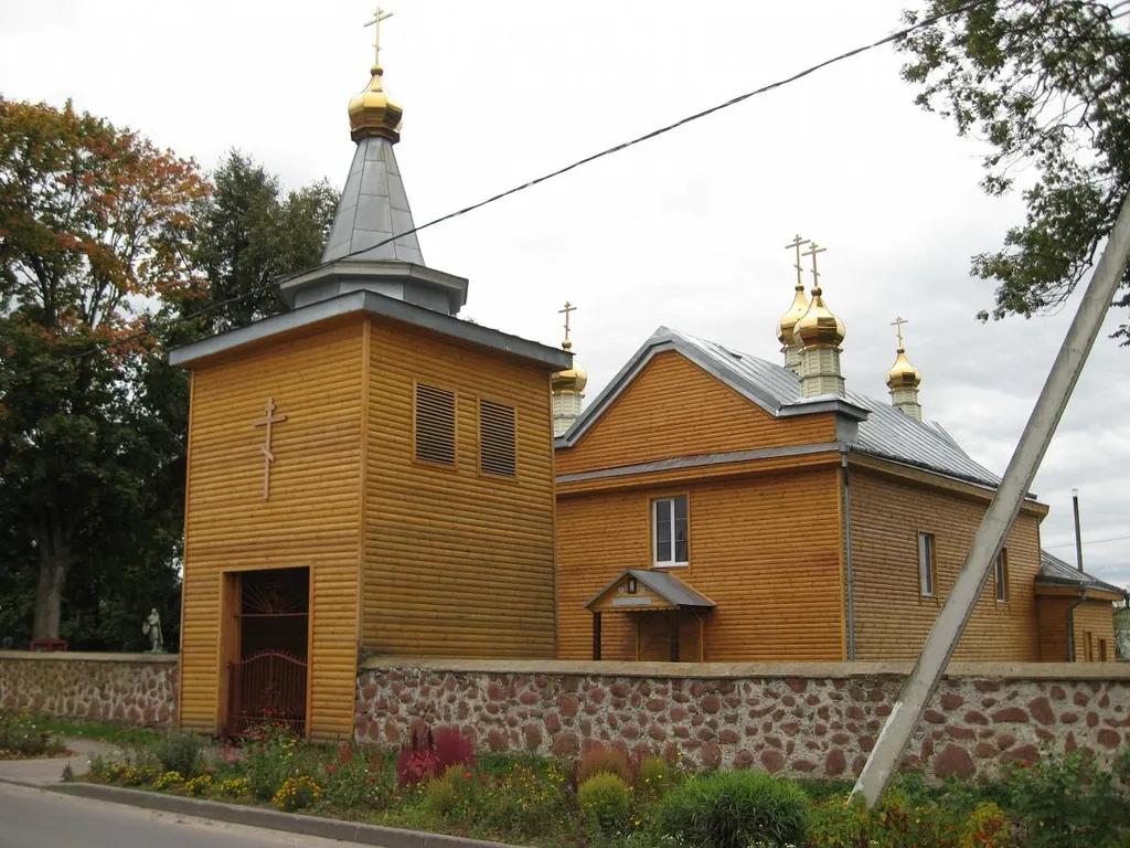 Трабы. Петрапаўлаўская царква