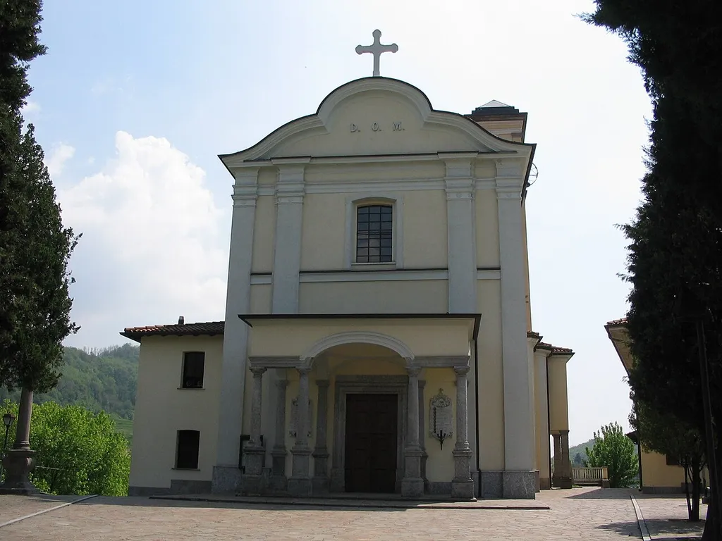 Autore Giorces. Monte Marenzo, la Parrocchiale.