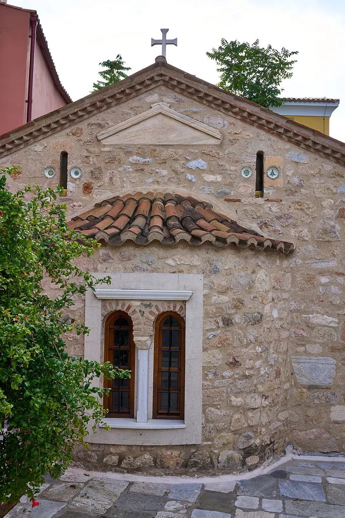 The Church of Saint (Agios) Elisaios (or Eliseus) is located at 14 Areos Street in Plaka and dates to the 17th century.